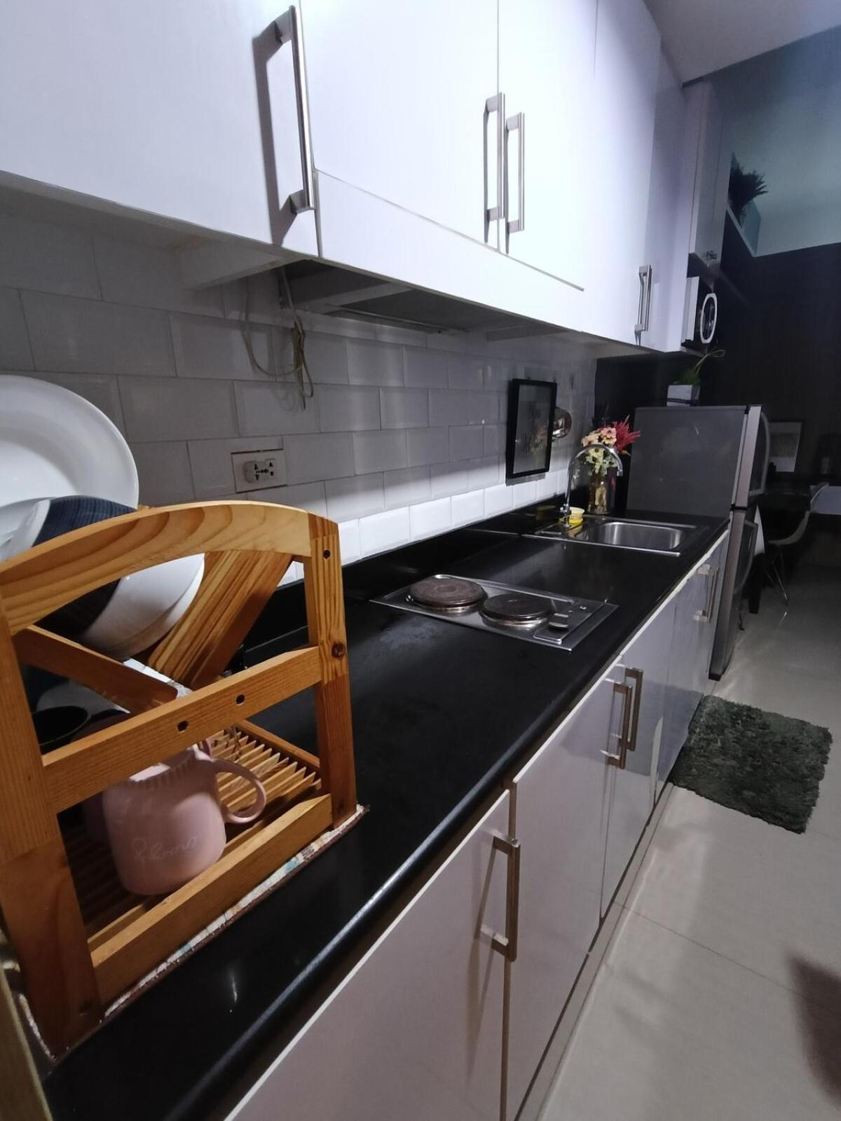Cozy Unit Near Pool Amenities Apartment Manila