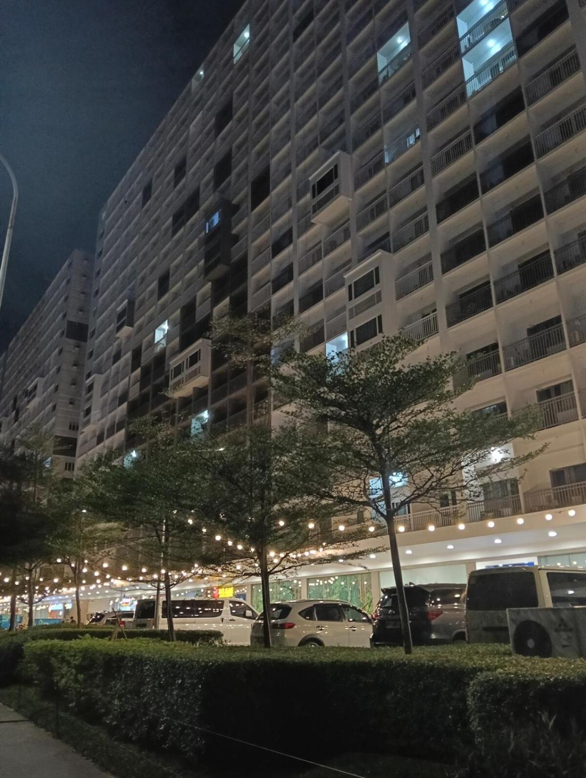 Cozy Unit Near Pool Amenities Apartment